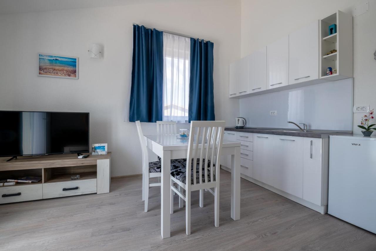Apartmani Mate Неум Екстериор снимка
